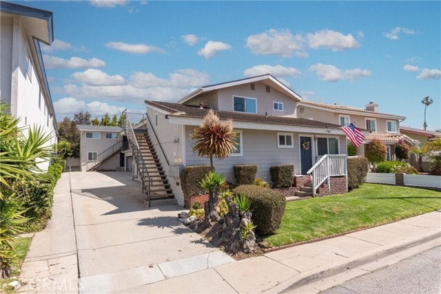 Building Photo - 2703 Curtis Ave