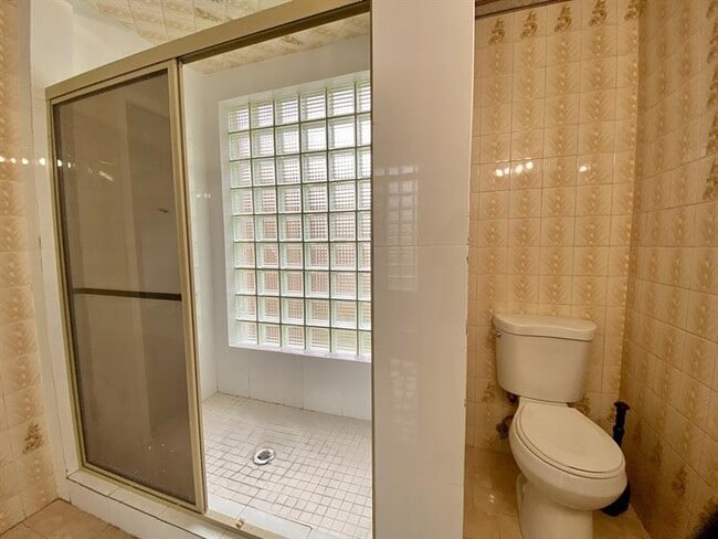 Building Photo - 14131 NW 3rd Ave