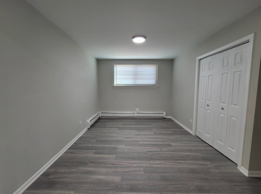 Primary Photo - 2 bedroom in Oak Park IL 60302