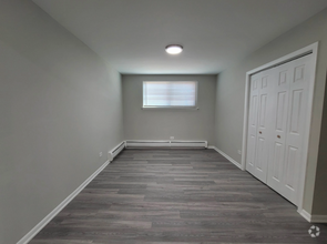 Building Photo - 131 N Cuyler Ave