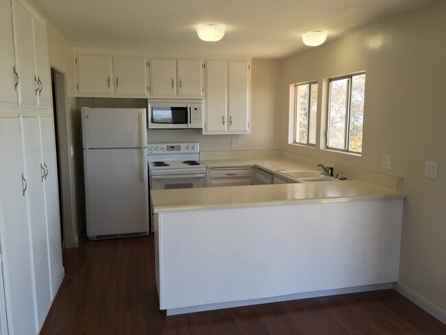 Foto del edificio - FANTASTIC Ocean Views!!