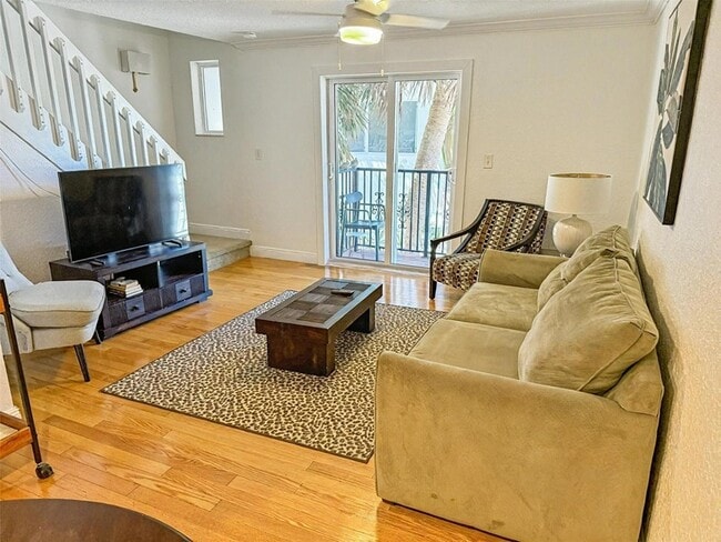 Building Photo - 4525 Poinciana St