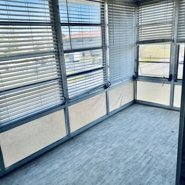 Foto del edificio - 13 Lake Vista Trail