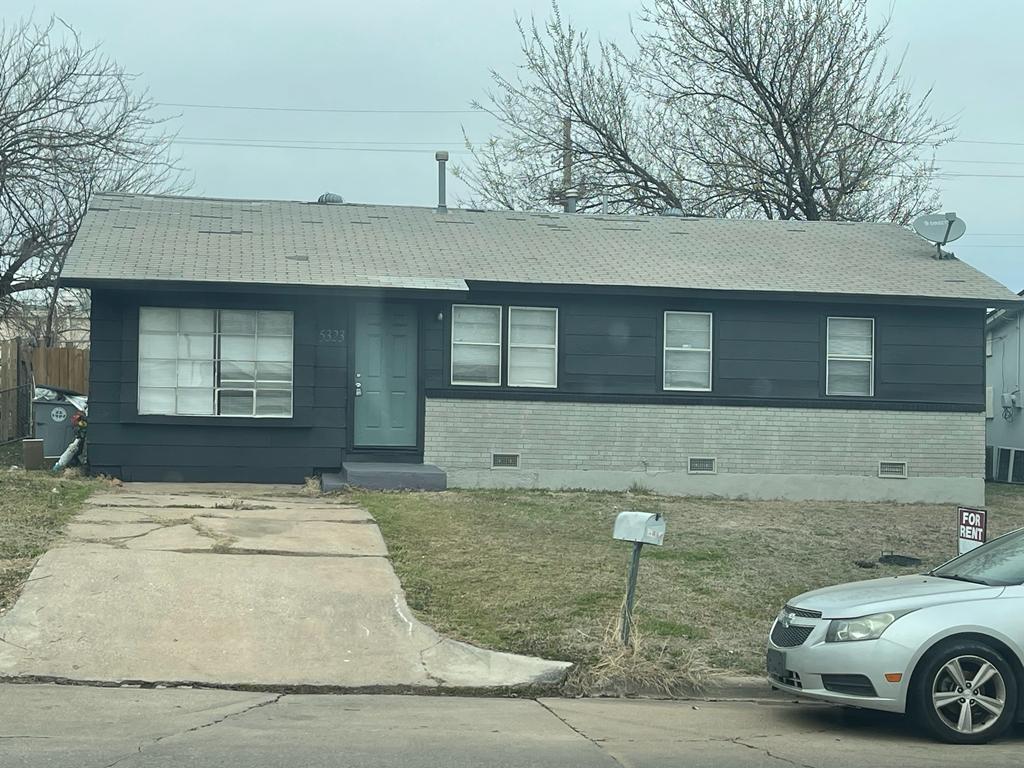 Primary Photo - 5323 NW Oak Ave