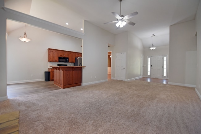 Building Photo - 4607 Enfield Dr