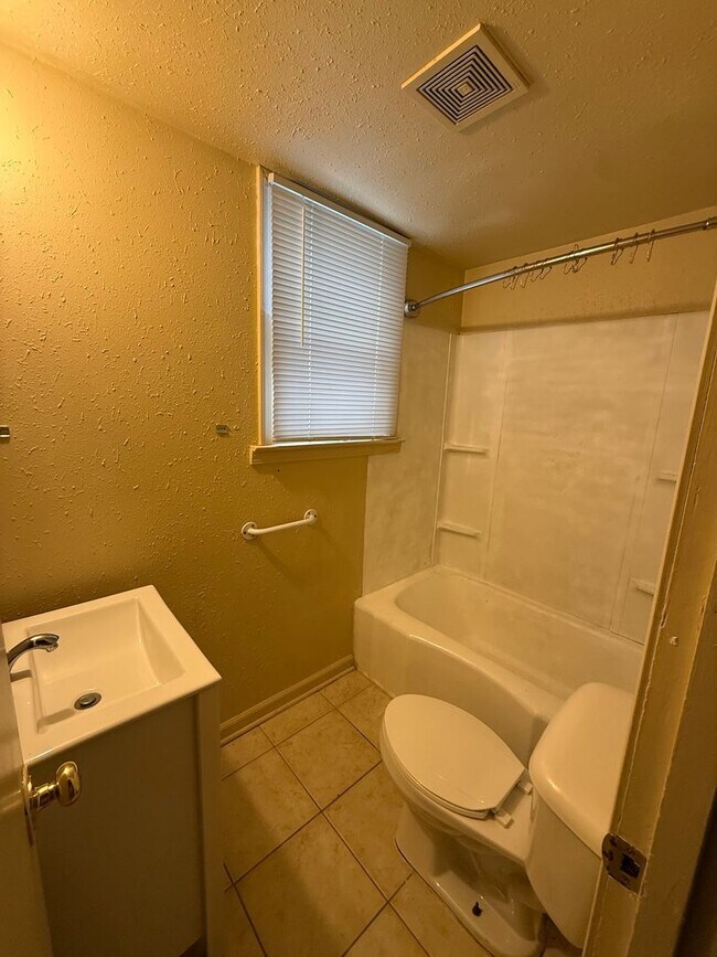 Foto del edificio - 1310 3rd Ave N