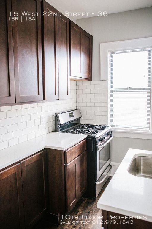 Foto del edificio - Whittier One Bedroom! Move in July 1st!