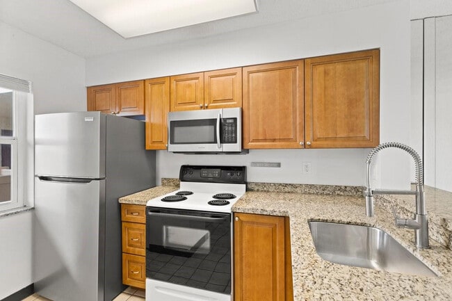 Foto del edificio - 2106 S Cypress Bend Dr