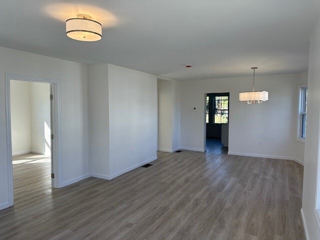 Building Photo - 15 Chestnut St