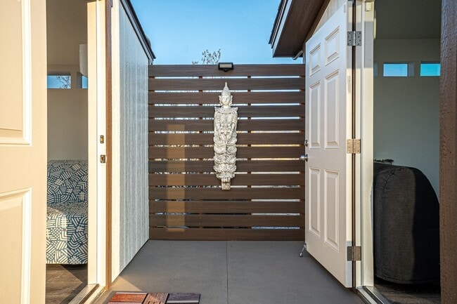 Building Photo - 60275 Verbena Rd