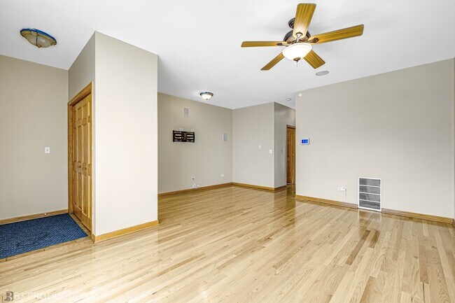 Foto del edificio - 7940 S Wentworth Ave