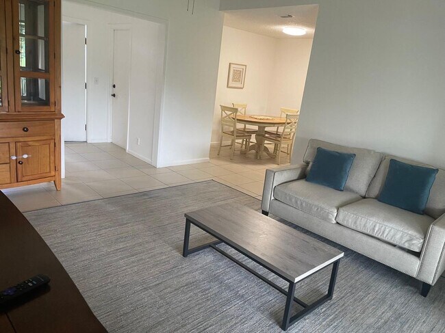 Foto del edificio - 12726 Spinnaker Ln