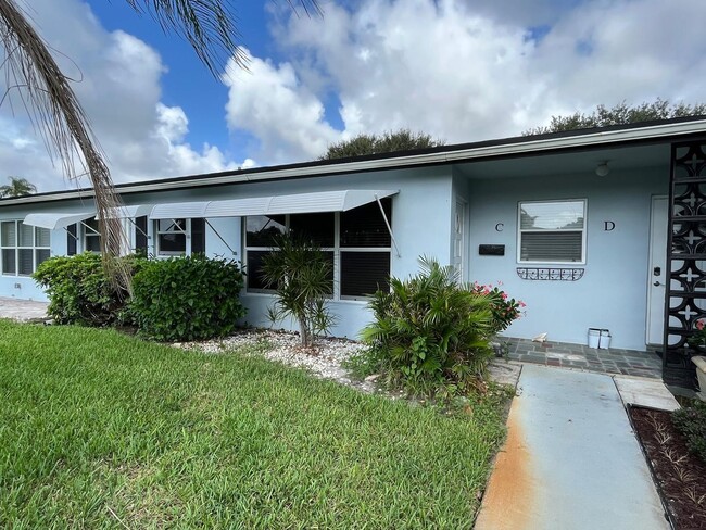 Building Photo - 1 bedroom 1 bath Villa in Delray Beach -55...