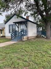 Building Photo - 331 N Howes St