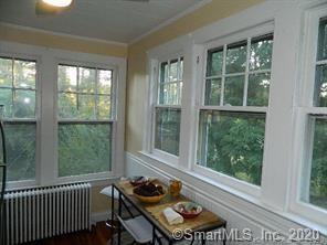 Building Photo - 1542 Whitney Ave