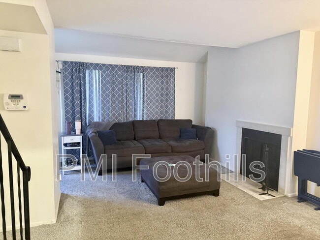 Foto del edificio - 8846 Lowell Blvd