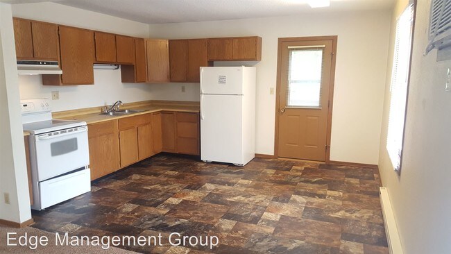 Building Photo - 306 Cedar Crest Dr