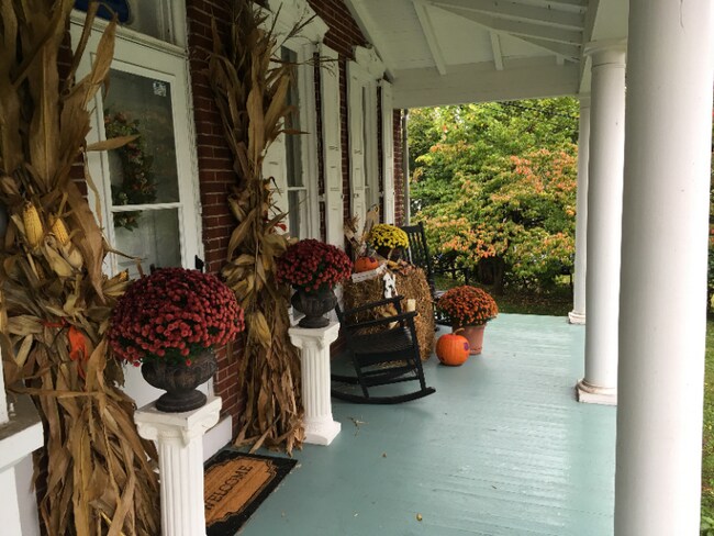 Foto del edificio - 1XX Main St