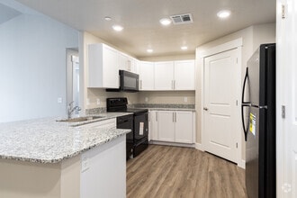 Interior Photo - Retreat at South Haven Farms