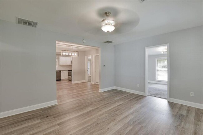 Building Photo - 74 Rountree Rd