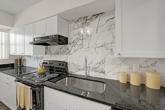 Building Photo - Emberly Apartments