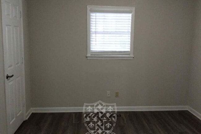 Foto del edificio - 330 Vivelle Ave