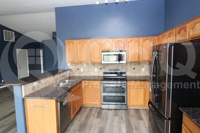 Foto del edificio - 4567 E Meadow Land Dr
