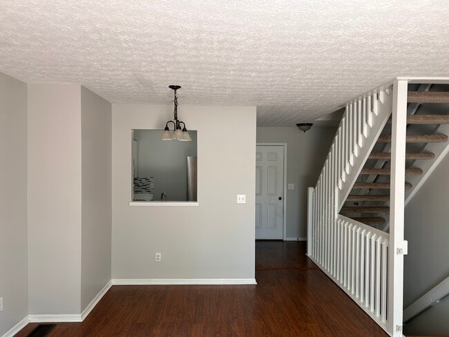 Breakfast nook and front area - 2303 Sandman Dr