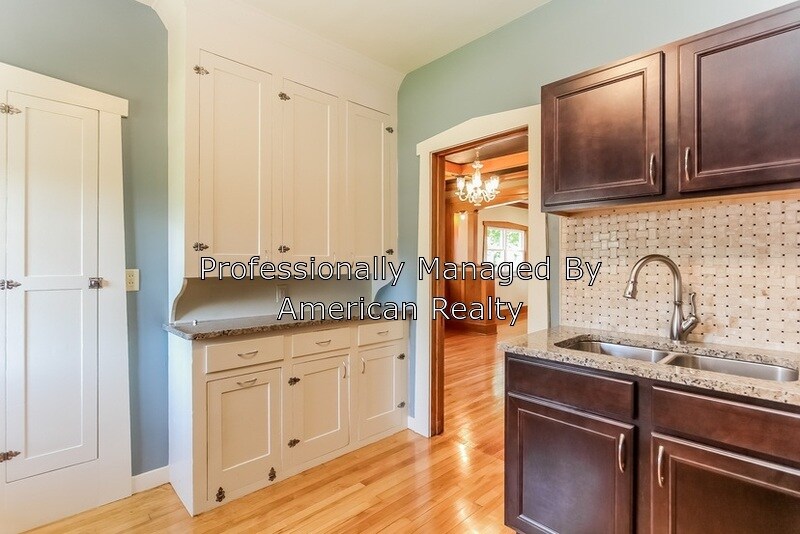 1158 Hovey St SW, Grand Rapids, MI 49504 Condo for Rent in Grand