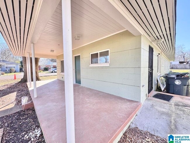 Foto del edificio - 5624 Avenue Q