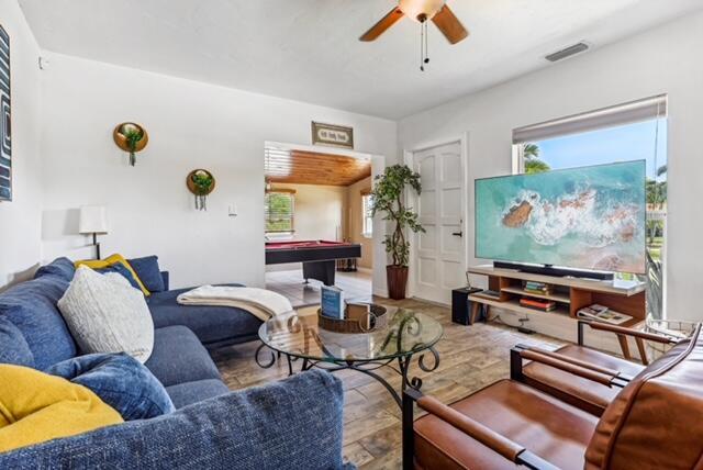 Foto principal - 917 W Drew St