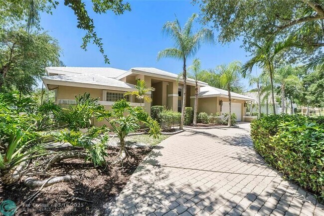 Foto del edificio - 10434 NW 6th Ct