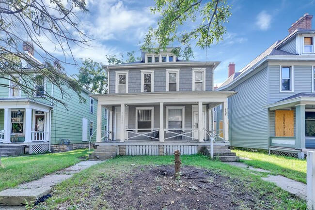 Building Photo - 2204-2206 N 4th St