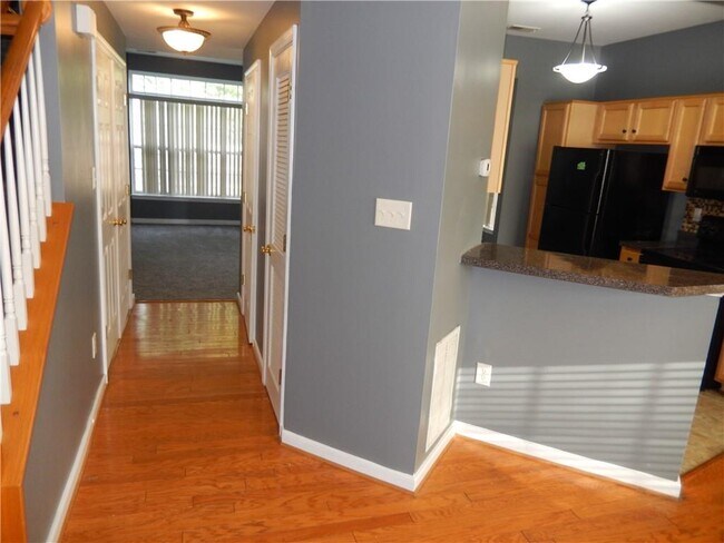 Building Photo - 3818 Dominion Townes Cir
