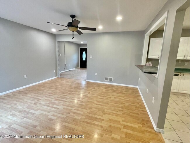 Building Photo - 401 Leesville Rd