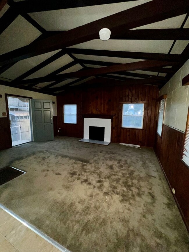 Photo - 665F Apartment