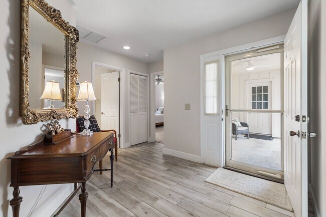 Foto del edificio - 4 Jasmine Run