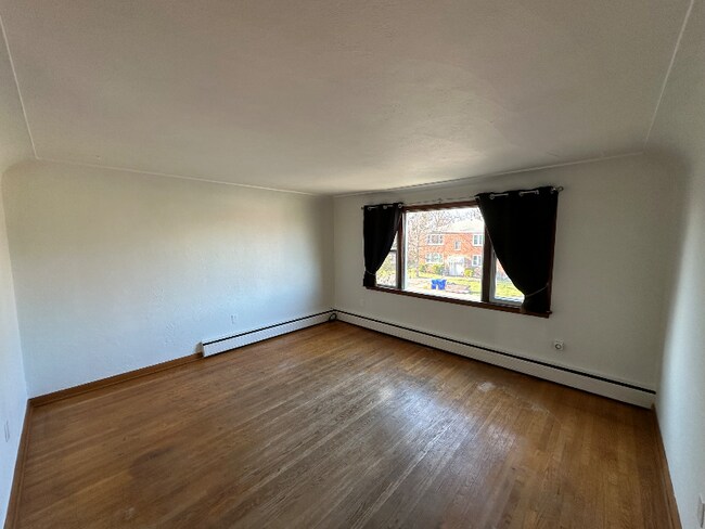 Foto del edificio - 4227 E Allen St