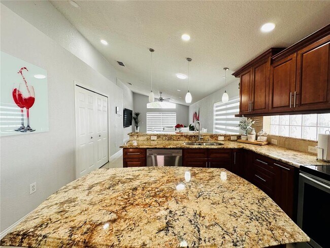 Foto del edificio - 8885 Palisades Beach Ave