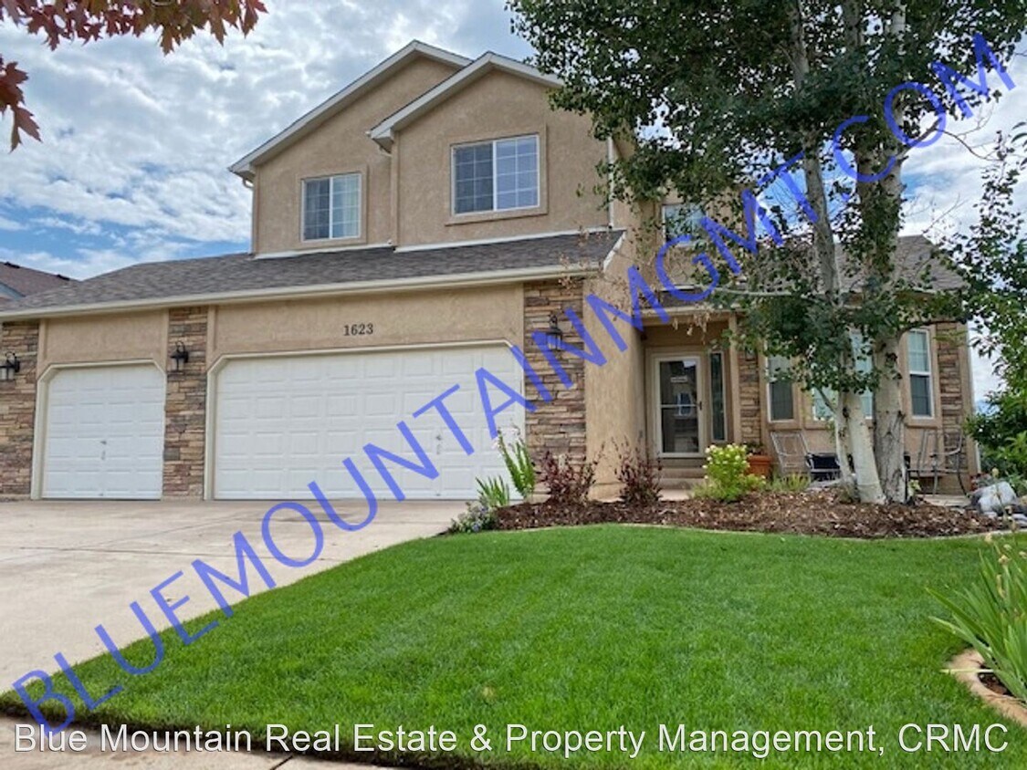Primary Photo - 1623 Lookout Springs Dr