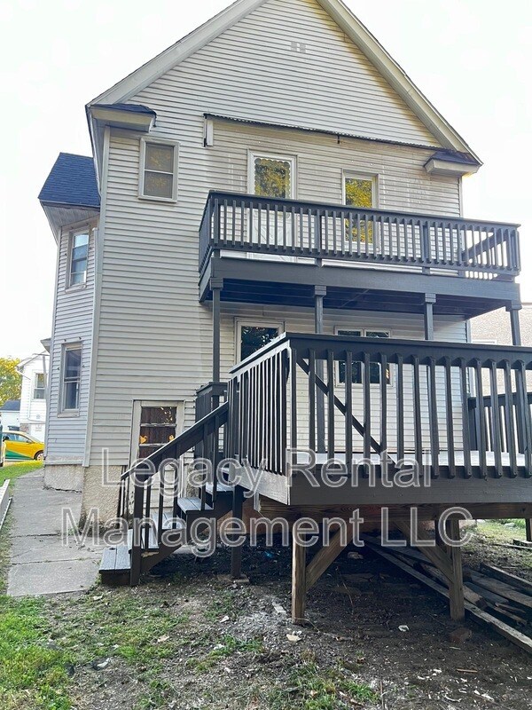 Foto del edificio - 210 School St