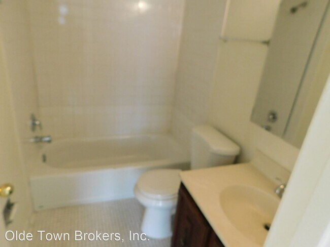 Foto del edificio - 1 br, 1.5 bath House - 5974 Village Circle N