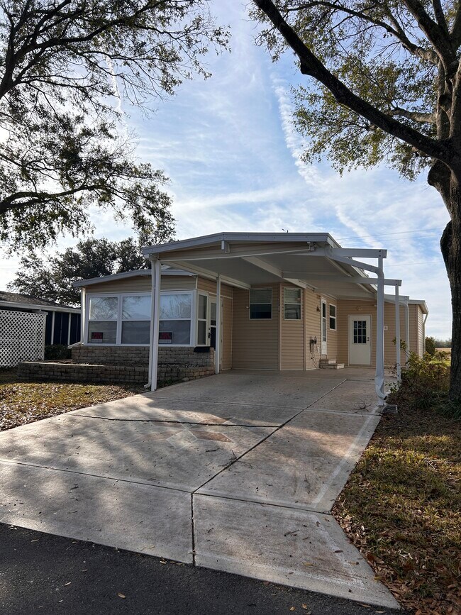 Building Photo - 38816 Bronco Dr