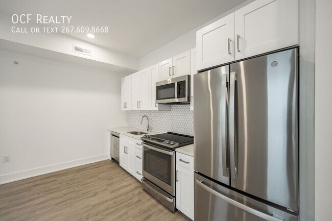 Building Photo - 1325 N Lee St