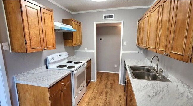 Foto del edificio - 5309 Preston Trail