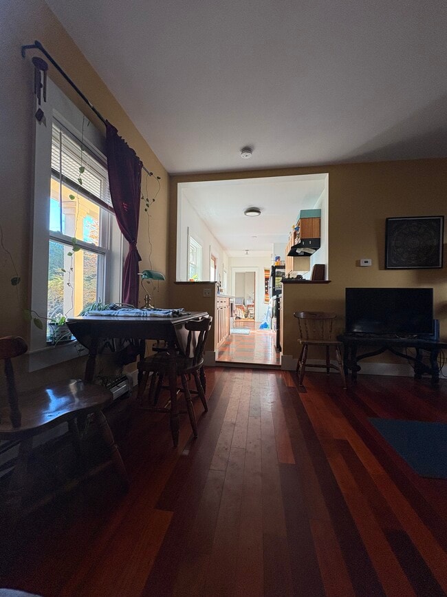Building Photo - 65 5th St