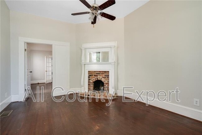 Photo - 438 Cherokee Ave SE Apartment