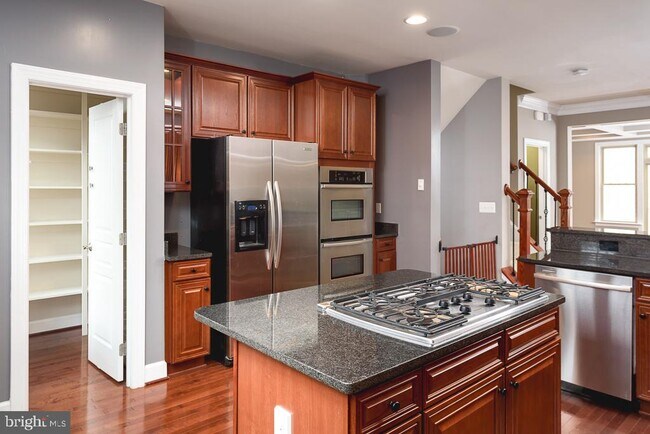 Foto del edificio - 2638 S Kenmore Ct