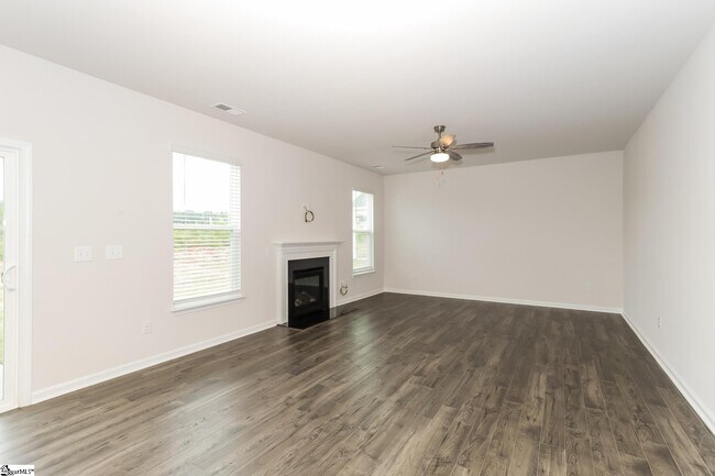 Building Photo - 19 Wild Lily Dr