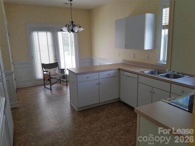 Foto del edificio - 11355 Deer Ridge Ln